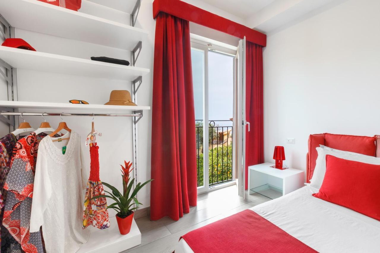 Eterea Charming Suites Sorrento Exterior photo