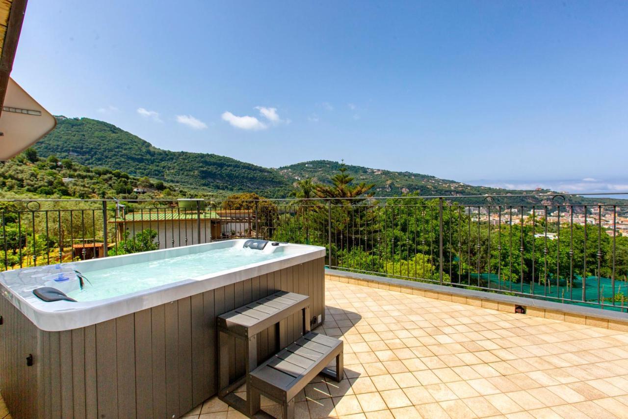 Eterea Charming Suites Sorrento Exterior photo